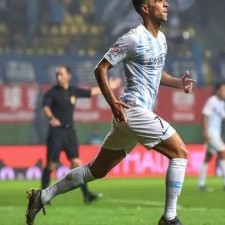 爱游戏中国-富力客场大胜卓尔，取得重要胜利()