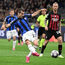 爱游戏体育-纽伦堡客场大胜前沿，引发球迷热议()