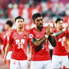 爱游戏-夺冠热门异军突起，亚冠比赛冷热交替()